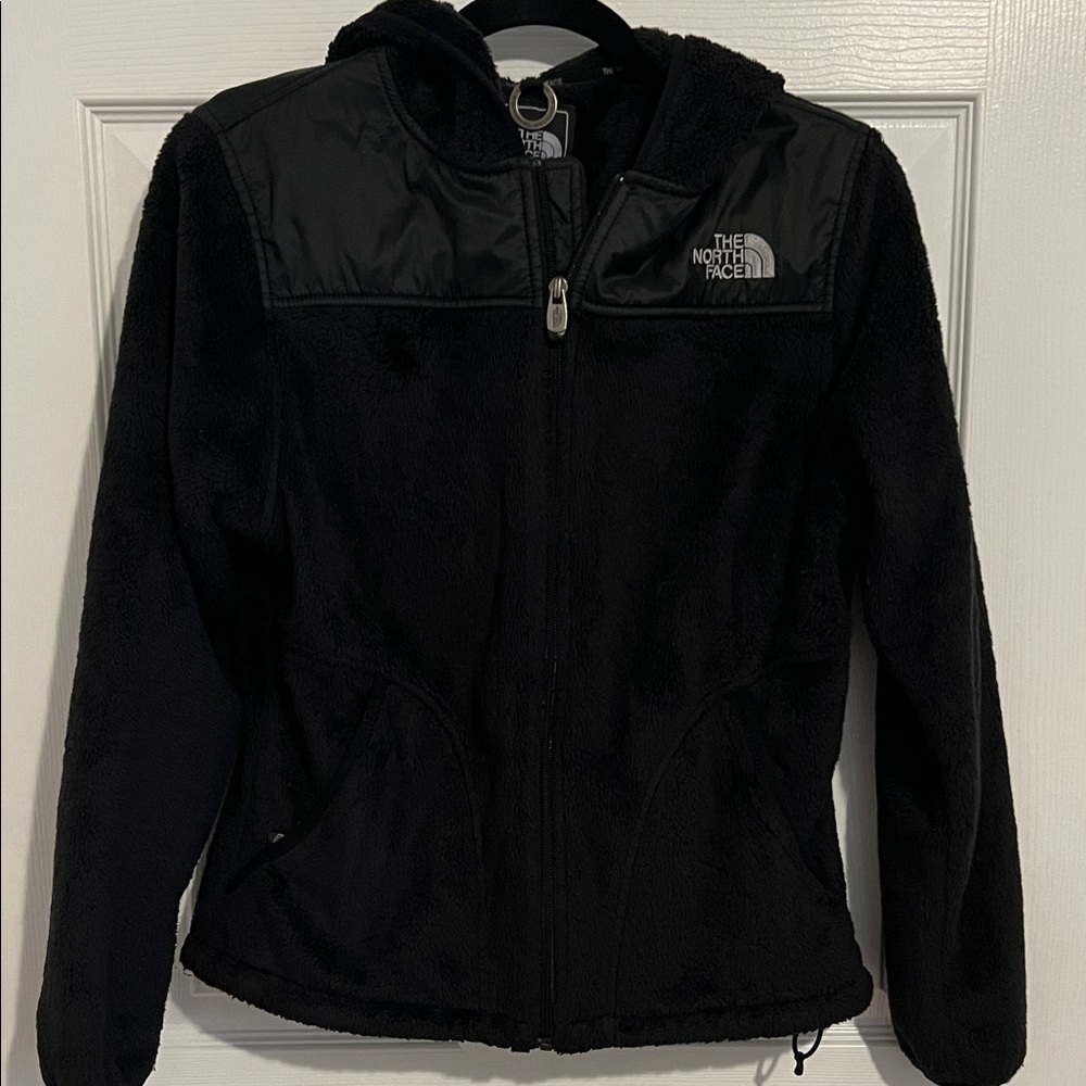 The North Face zip up fleece black women’s small